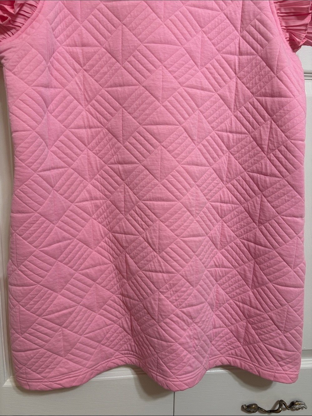 entro Pink Quilted Shift Dress with Pleated Ruffle Sleeves NWT - Picture 12 of 12